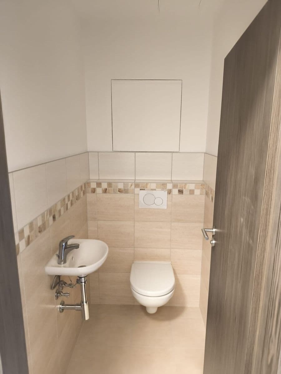 Studio flat to rent, 48 m², P. Bezruče, Nová Paka, Královéhradecký Region Studio flat to rent, 48 m², P. Bezruče, Nová Paka, Královéhradecký Region