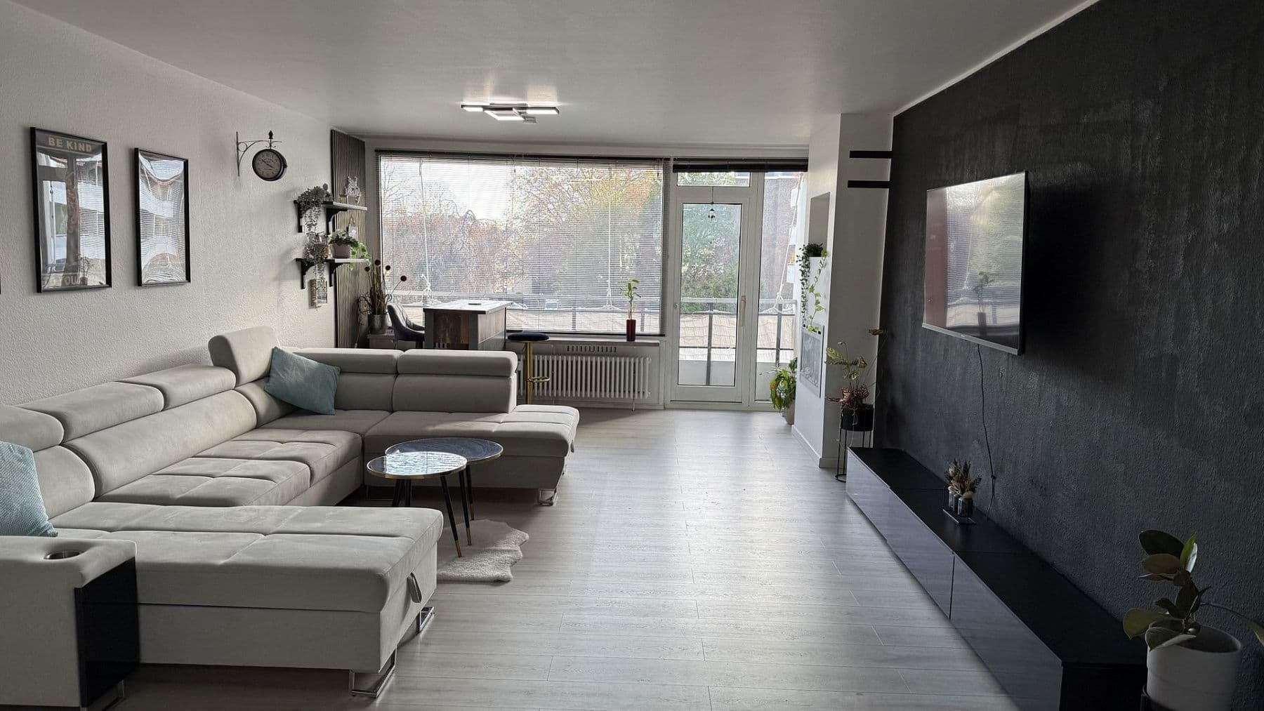 2 bedroom with open-plan kitchen flat to rent, 110 m², Köln, North Rhine-Westphalia 2 bedroom with open-plan kitchen flat to rent, 110 m², Köln, North Rhine-Westphalia