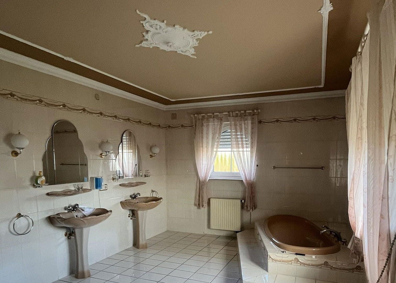 house for sale, 400 m², Birkenwaldstrasse 43, Fichtenau, Baden-Württemberg house for sale, 400 m², Birkenwaldstrasse 43, Fichtenau, Baden-Württemberg