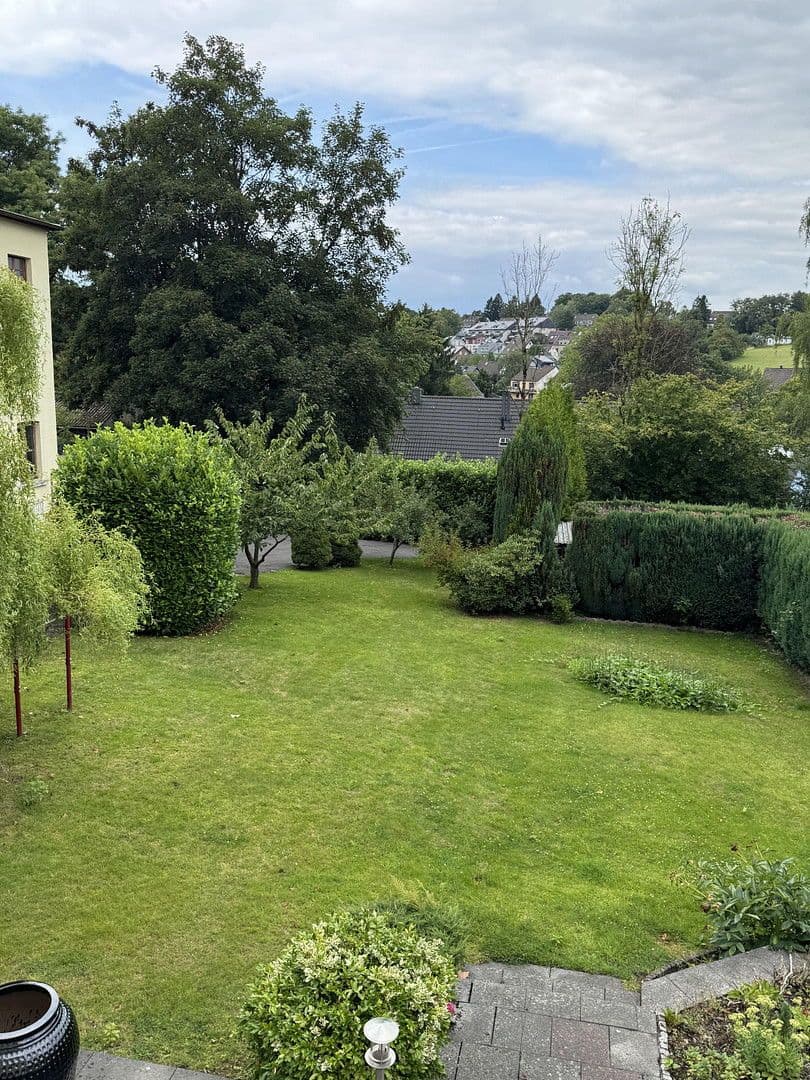 4 bedroom with open-plan kitchen flat to rent, 150 m², Wupperstr. 101, Solingen, North Rhine-Westphalia 4 bedroom with open-plan kitchen flat to rent, 150 m², Wupperstr. 101, Solingen, North Rhine-Westphalia