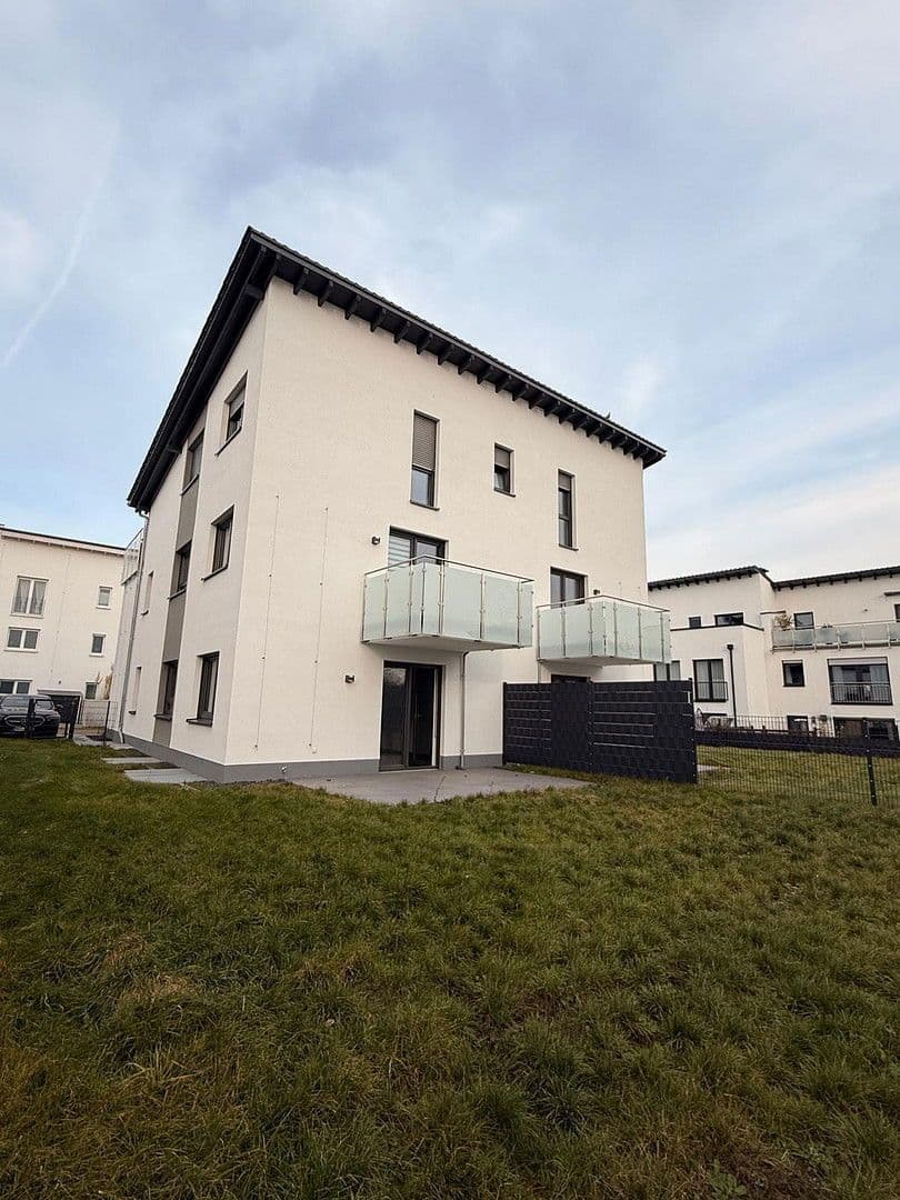 6 bedroom flat to rent, 212 m², Pfarrer-Kaspar-Walter-Straße 28, Offenbach am Main, Hesse 6 bedroom flat to rent, 212 m², Pfarrer-Kaspar-Walter-Straße 28, Offenbach am Main, Hesse