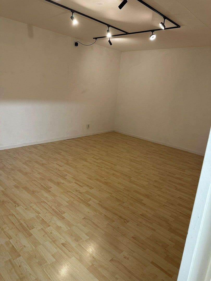 1 bedroom flat to rent, 35 m², Brunsbütteler Damm 311, Berlin, Berlin 1 bedroom flat to rent, 35 m², Brunsbütteler Damm 311, Berlin, Berlin