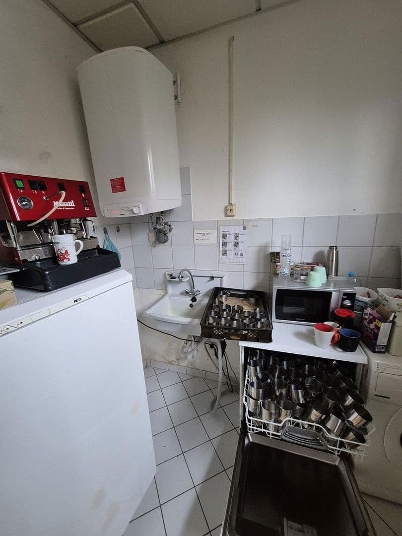 non-residential property to rent, 160 m², Walter-Gropius-Str. 3, Reutlingen, Baden-Württemberg non-residential property to rent, 160 m², Walter-Gropius-Str. 3, Reutlingen, Baden-Württemberg