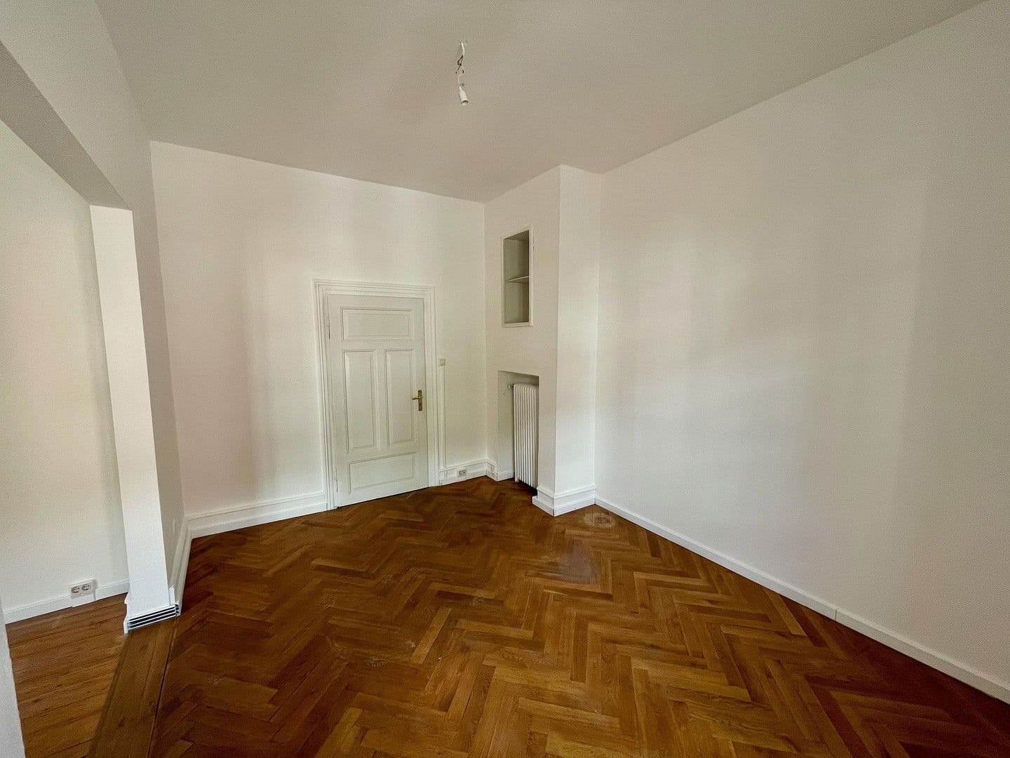 6 bedroom flat to rent, 154 m², Prof.-Nägle-Platz 2, Annweiler am Trifels, Rhineland-Palatinate 6 bedroom flat to rent, 154 m², Prof.-Nägle-Platz 2, Annweiler am Trifels, Rhineland-Palatinate