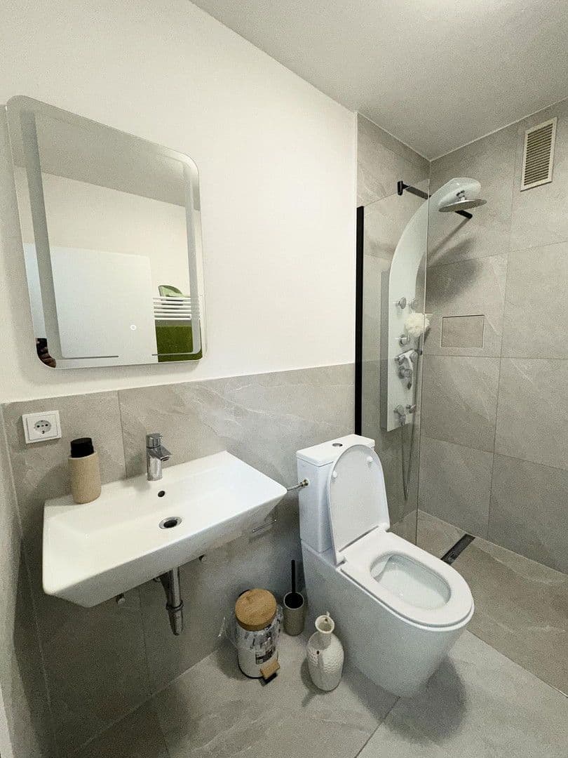 1 bedroom with open-plan kitchen flat for sale, 81 m², Hessenring 26, Wiesbaden, Hesse 1 bedroom with open-plan kitchen flat for sale, 81 m², Hessenring 26, Wiesbaden, Hesse