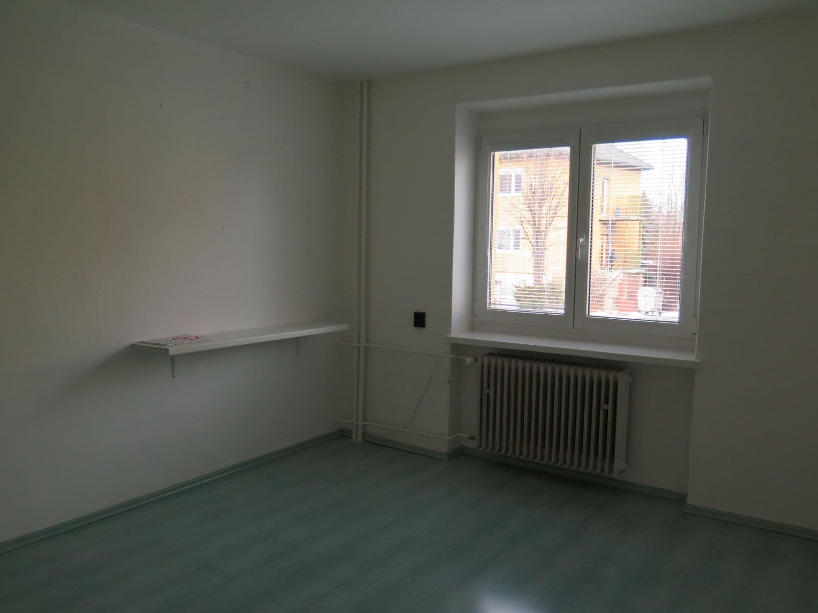 non-residential property to rent, 30 m², Poprad, Prešovský Region non-residential property to rent, 30 m², Poprad, Prešovský Region