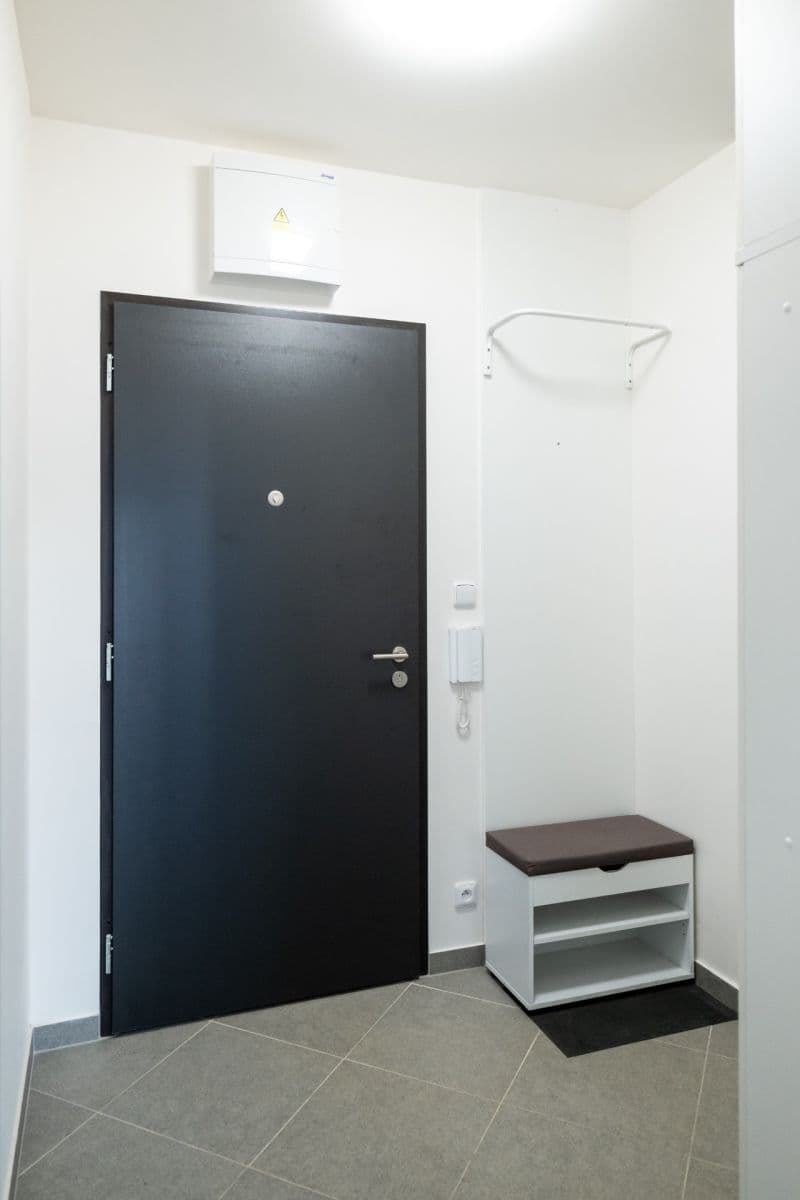 Studio flat to rent, 47 m², Baarové, Prague, Prague Studio flat to rent, 47 m², Baarové, Prague, Prague