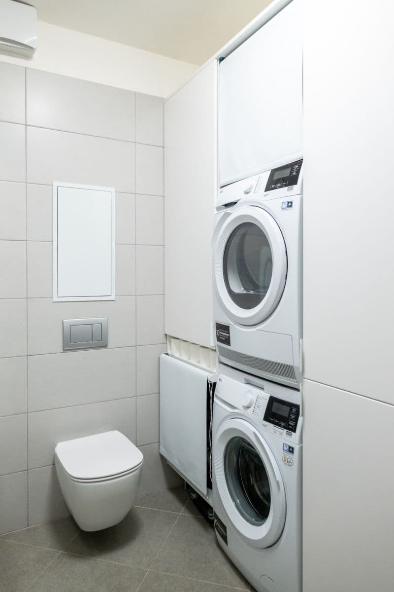 Studio flat to rent, 47 m², Baarové, Prague, Prague Studio flat to rent, 47 m², Baarové, Prague, Prague