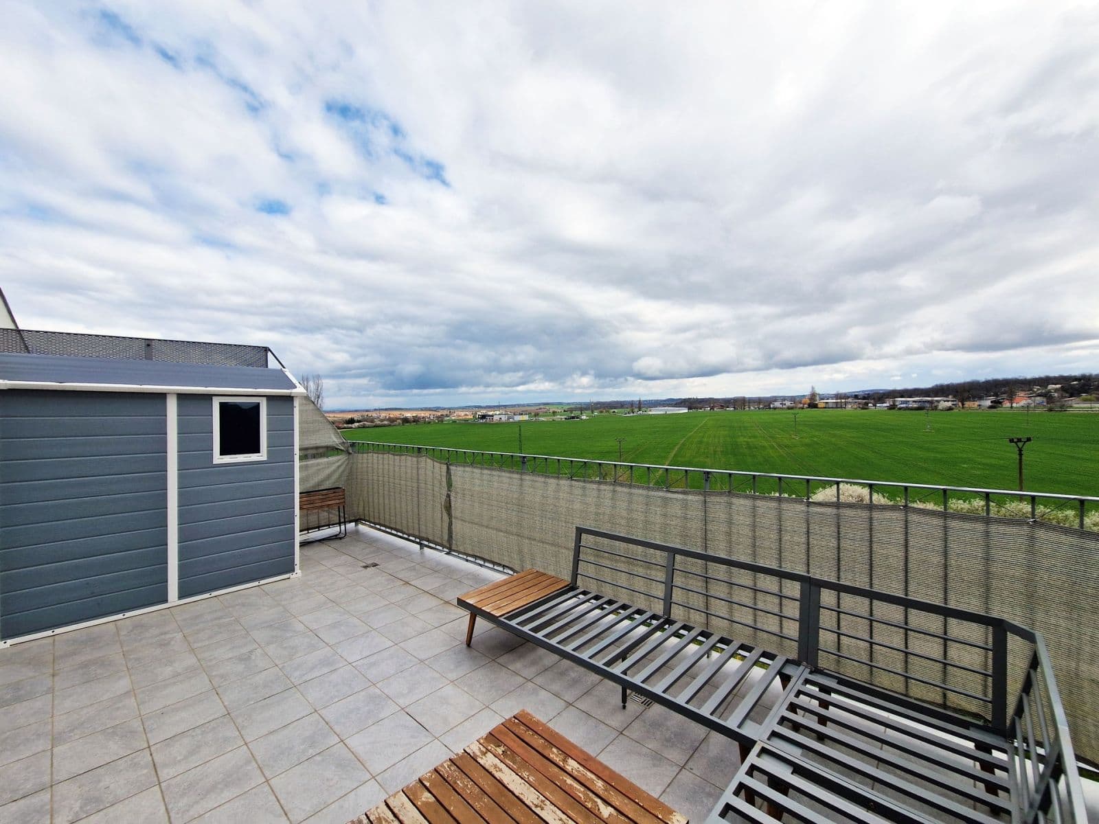 1 bedroom with open-plan kitchen flat to rent, 40 m², Velvarská, Horoměřice, Středočeský Region 1 bedroom with open-plan kitchen flat to rent, 40 m², Velvarská, Horoměřice, Středočeský Region