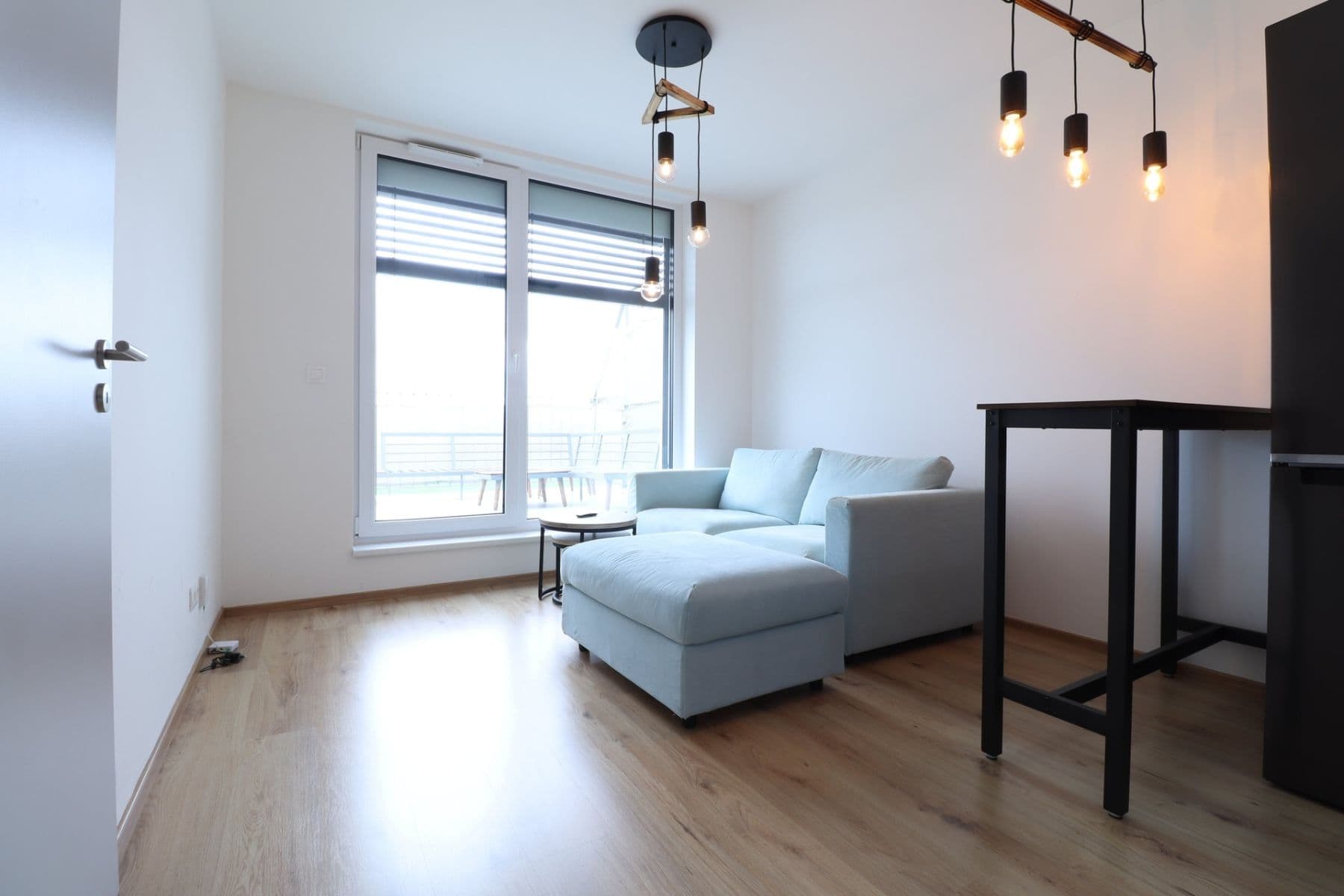 1 bedroom with open-plan kitchen flat to rent, 40 m², Velvarská, Horoměřice, Středočeský Region 1 bedroom with open-plan kitchen flat to rent, 40 m², Velvarská, Horoměřice, Středočeský Region