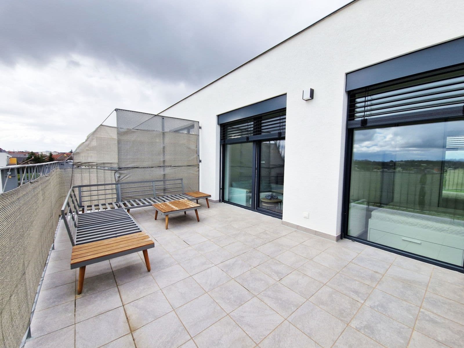 1 bedroom with open-plan kitchen flat to rent, 40 m², Velvarská, Horoměřice, Středočeský Region 1 bedroom with open-plan kitchen flat to rent, 40 m², Velvarská, Horoměřice, Středočeský Region