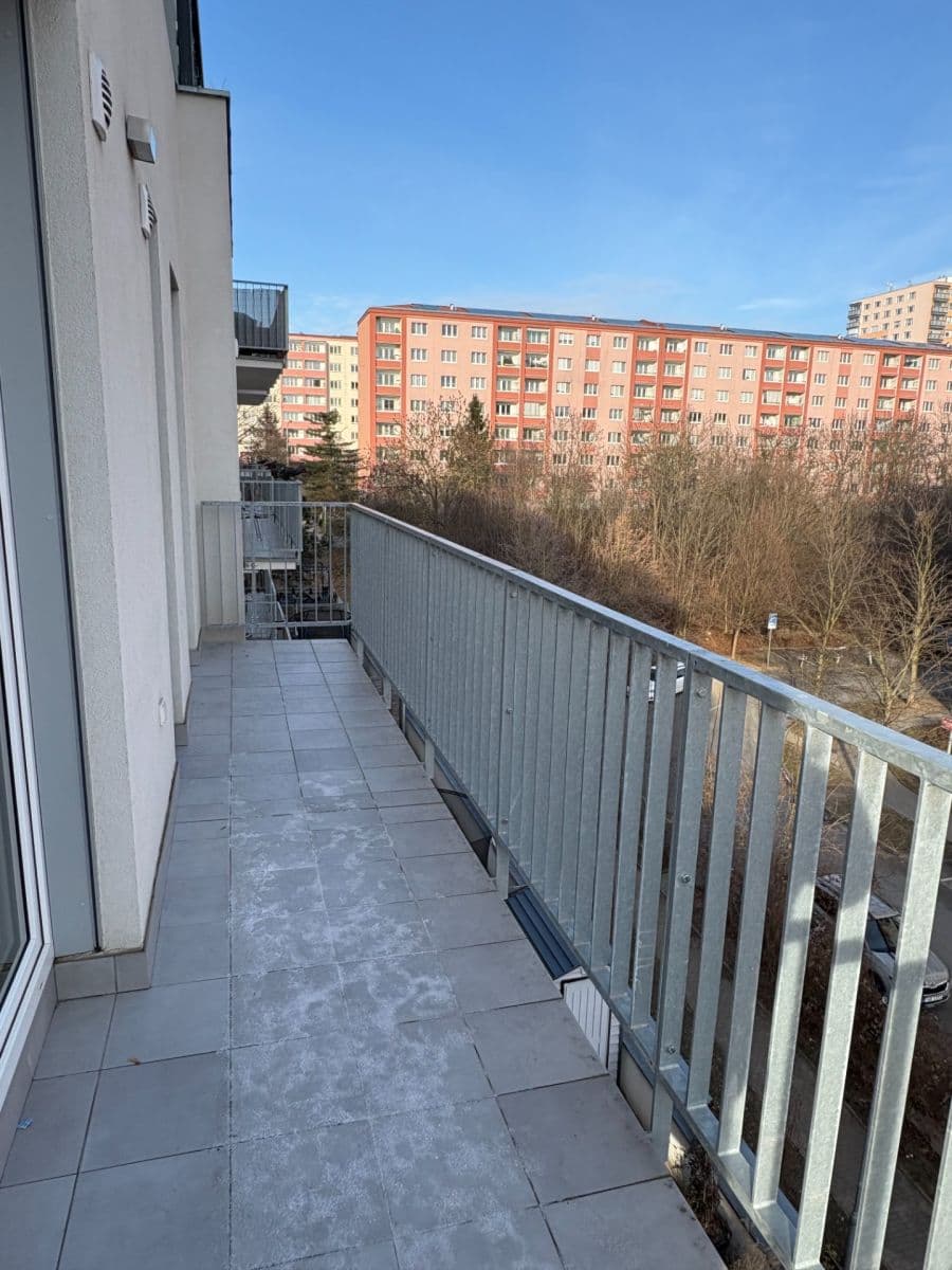 2 bedroom with open-plan kitchen flat to rent, 76 m², Práčská, Prague, Prague 2 bedroom with open-plan kitchen flat to rent, 76 m², Práčská, Prague, Prague