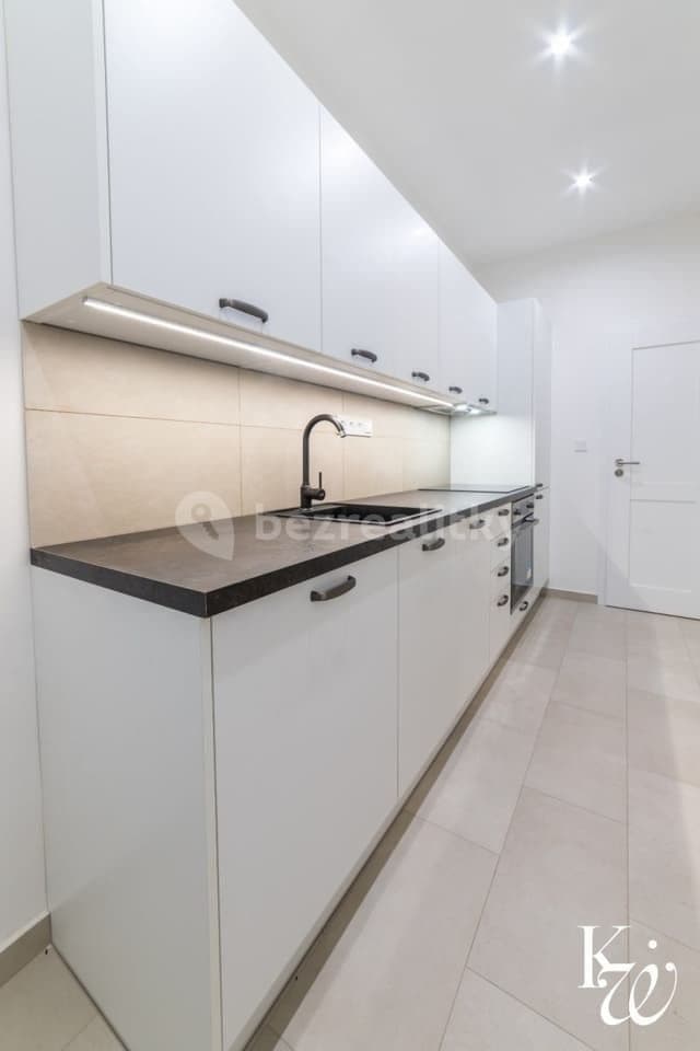 2 bedroom flat to rent, 44 m², U Družstev, Prague, Prague 2 bedroom flat to rent, 44 m², U Družstev, Prague, Prague