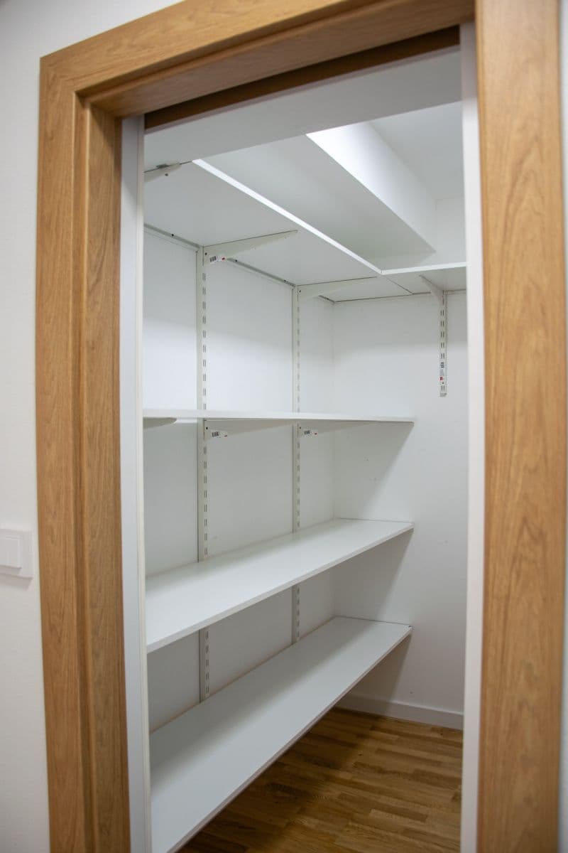 1 bedroom with open-plan kitchen flat for sale, 55 m², Březová, Karviná, Moravskoslezský Region 1 bedroom with open-plan kitchen flat for sale, 55 m², Březová, Karviná, Moravskoslezský Region