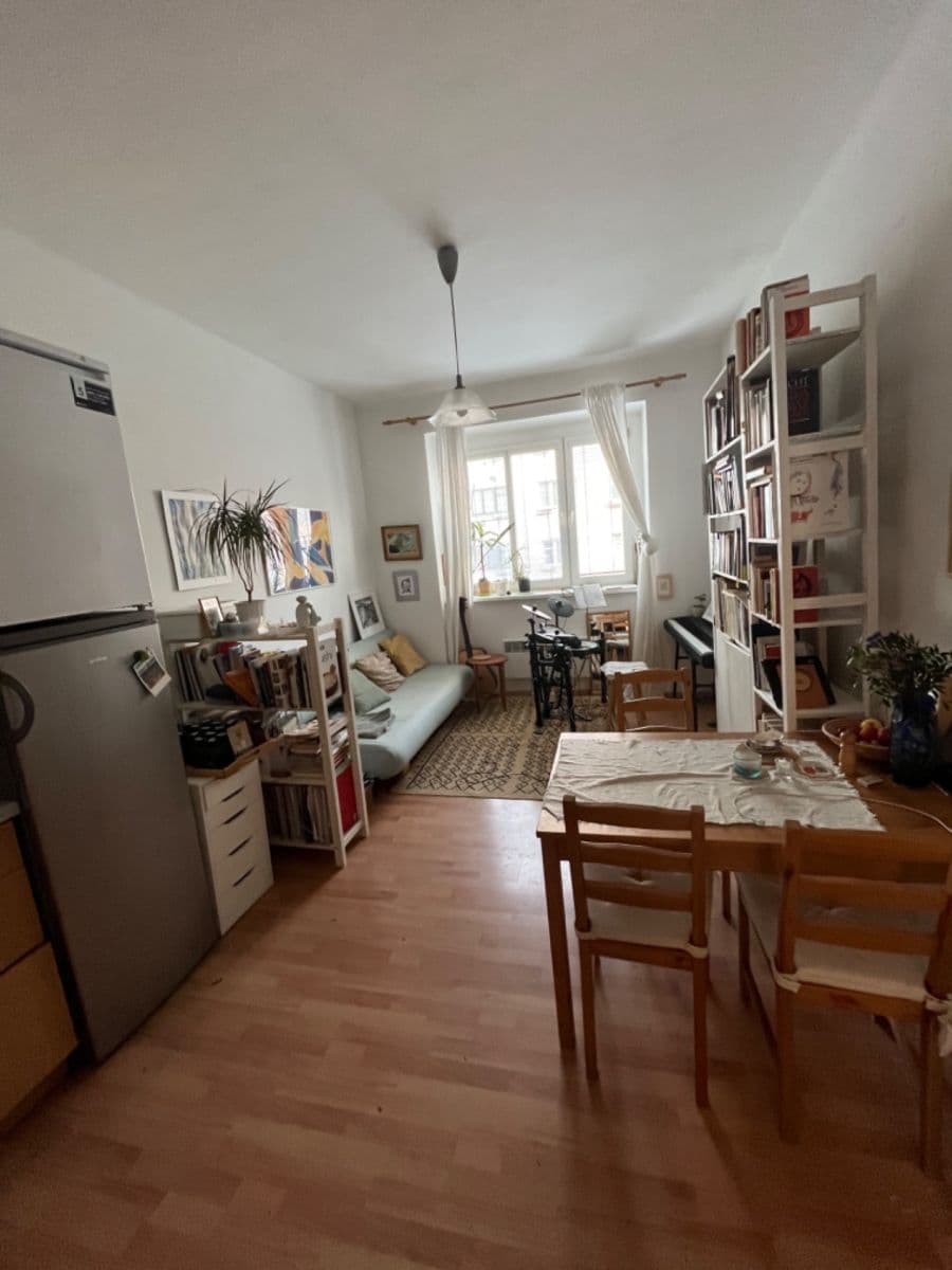 1 bedroom with open-plan kitchen flat to rent, 51 m², Dvorecké náměstí, Prague, Prague 1 bedroom with open-plan kitchen flat to rent, 51 m², Dvorecké náměstí, Prague, Prague