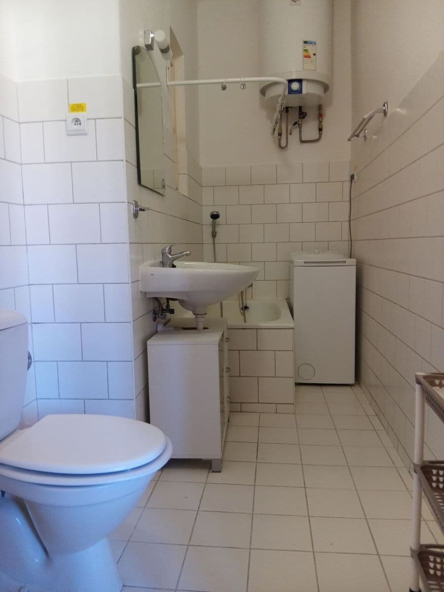 1 bedroom flat to rent, 42 m², Ke Strašnické, Prague, Prague 1 bedroom flat to rent, 42 m², Ke Strašnické, Prague, Prague