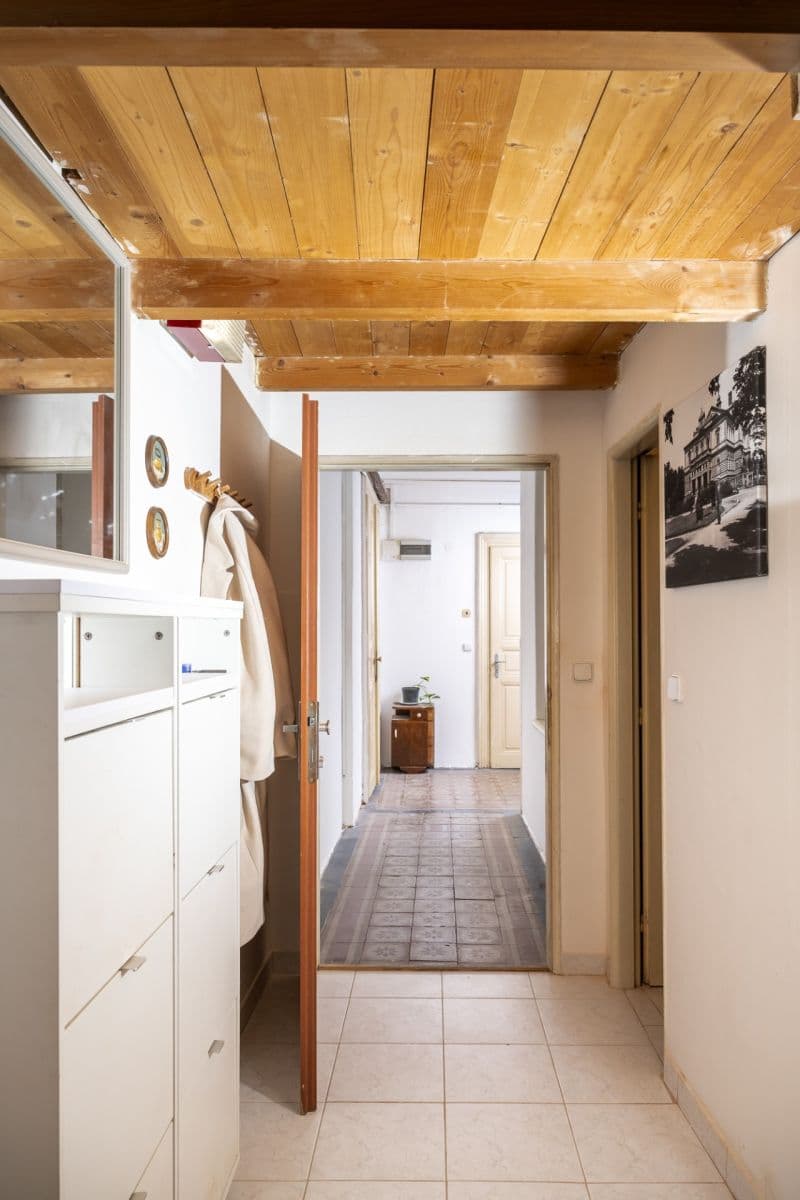 1 bedroom with open-plan kitchen flat to rent, 59 m², Klatovská třída, Plzeň, Plzeňský Region 1 bedroom with open-plan kitchen flat to rent, 59 m², Klatovská třída, Plzeň, Plzeňský Region