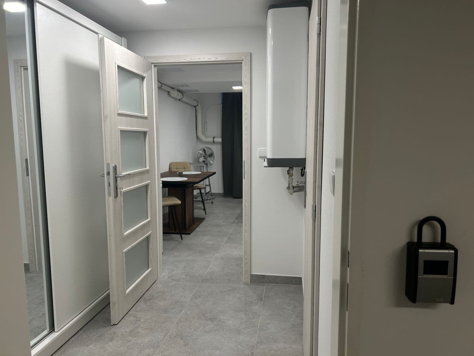 Studio flat to rent, 24 m², Děčínská, Prague, Prague Studio flat to rent, 24 m², Děčínská, Prague, Prague