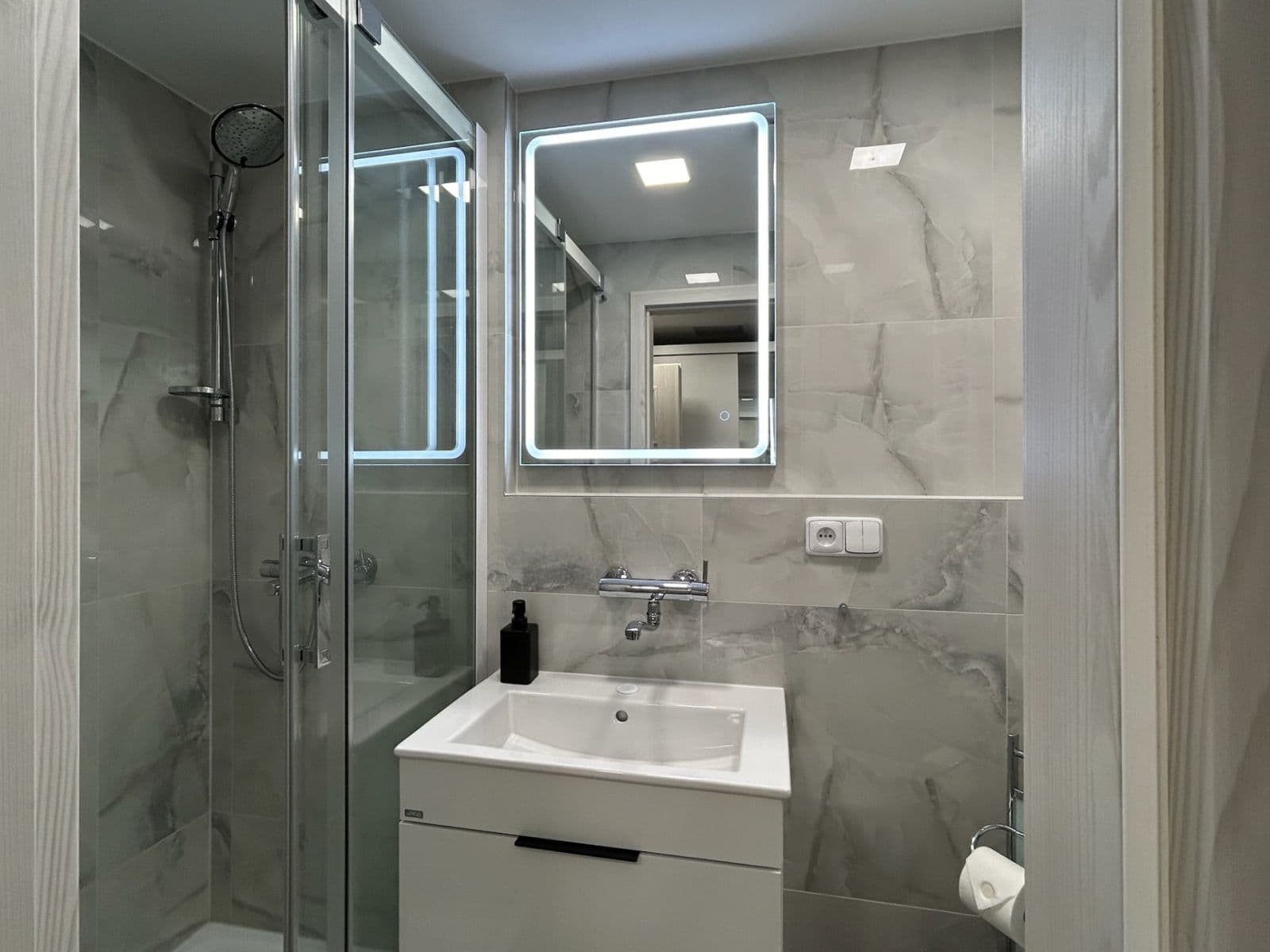 Studio flat to rent, 24 m², Děčínská, Prague, Prague Studio flat to rent, 24 m², Děčínská, Prague, Prague