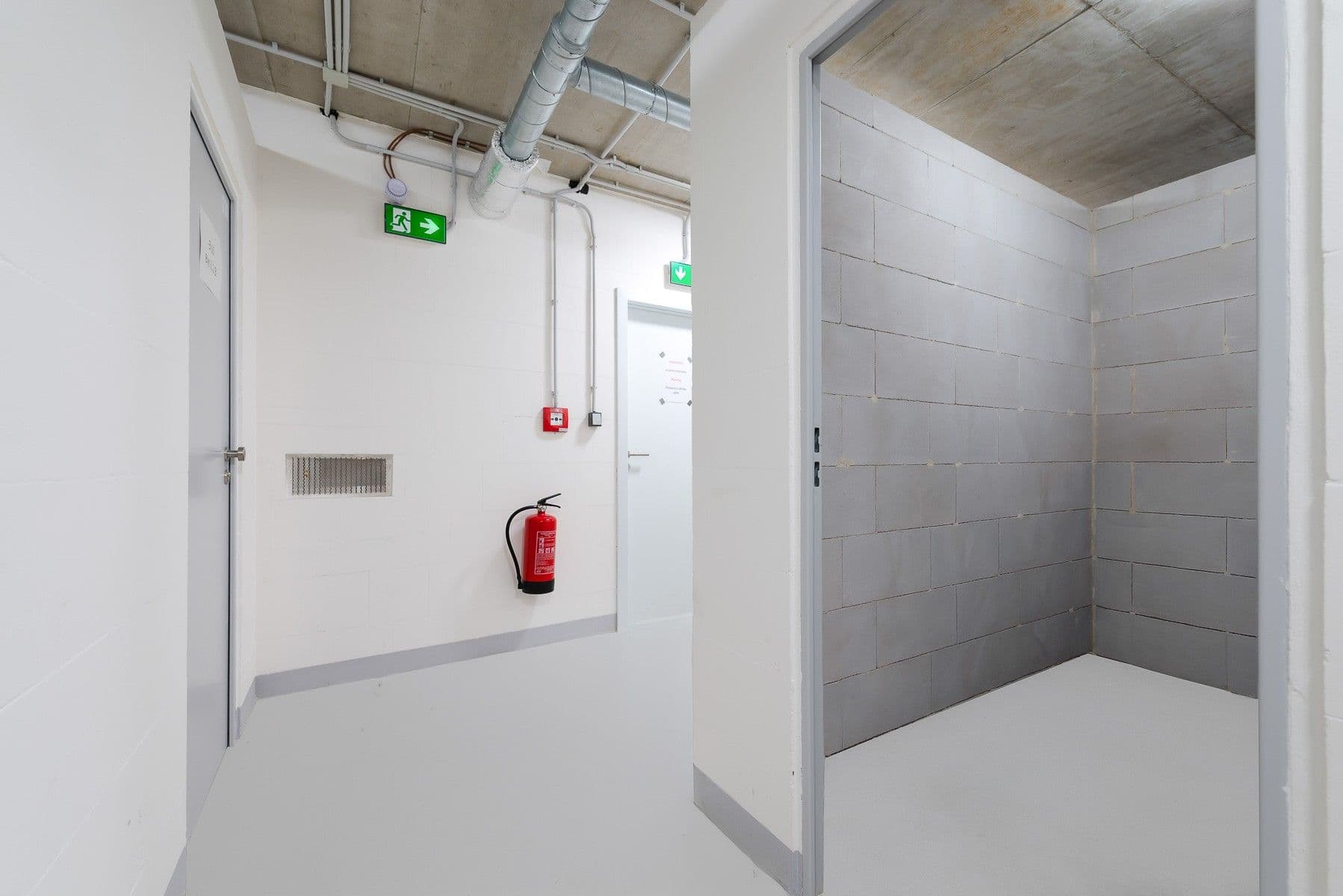 2 bedroom with open-plan kitchen flat to rent, 81 m², Šiklové, Prague, Prague 2 bedroom with open-plan kitchen flat to rent, 81 m², Šiklové, Prague, Prague