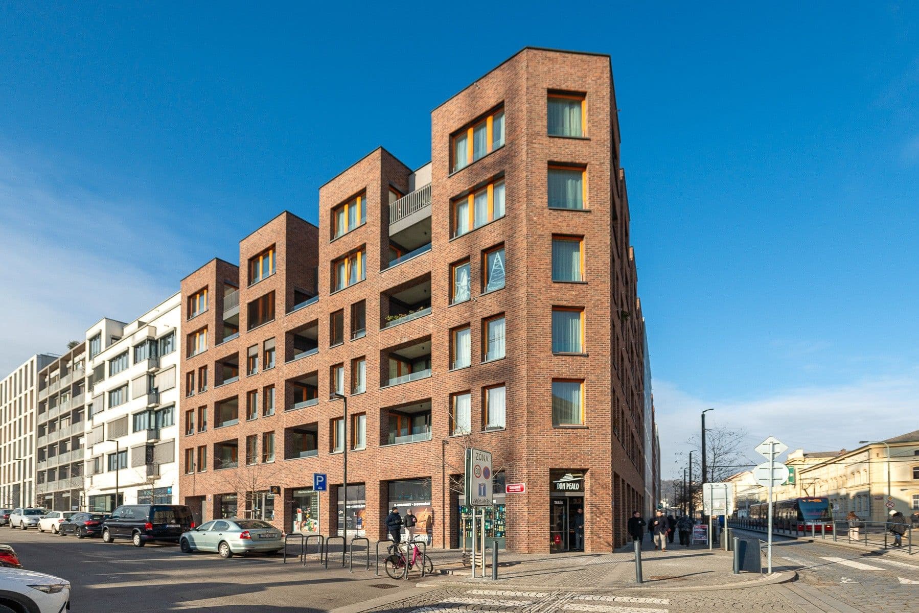 2 bedroom with open-plan kitchen flat to rent, 81 m², Šiklové, Prague, Prague 2 bedroom with open-plan kitchen flat to rent, 81 m², Šiklové, Prague, Prague