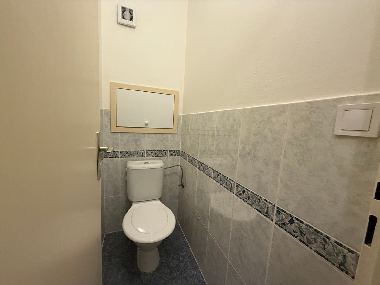 1 bedroom with open-plan kitchen flat to rent, 40 m², Veverkova, Přelouč, Pardubický Region 1 bedroom with open-plan kitchen flat to rent, 40 m², Veverkova, Přelouč, Pardubický Region