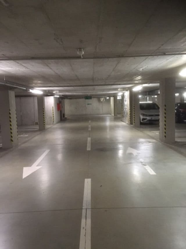 garage for sale, 16 m², Strážnická, Bratislava - mestská časť Staré Mesto, Bratislavský Region garage for sale, 16 m², Strážnická, Bratislava - mestská časť Staré Mesto, Bratislavský Region