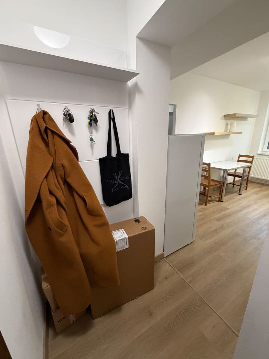 1 bedroom flat to rent, 36 m², Halenkovská, Prague, Prague 1 bedroom flat to rent, 36 m², Halenkovská, Prague, Prague