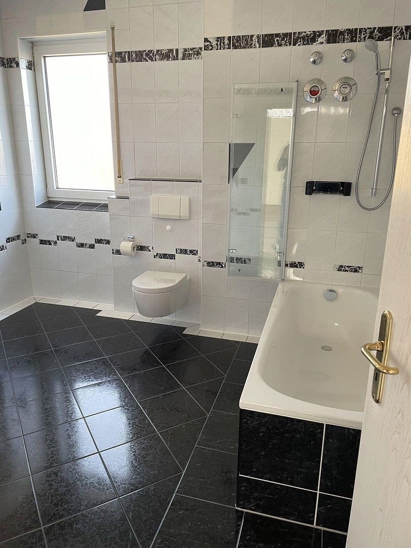 3 bedroom flat to rent, 120 m², Bischofsheim, Hesse 3 bedroom flat to rent, 120 m², Bischofsheim, Hesse