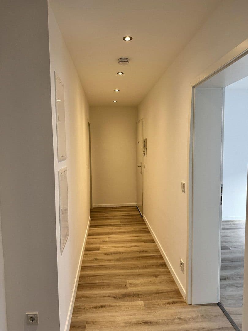 3 bedroom flat to rent, 77 m², Petersbergstr. 84, Köln, North Rhine-Westphalia 3 bedroom flat to rent, 77 m², Petersbergstr. 84, Köln, North Rhine-Westphalia