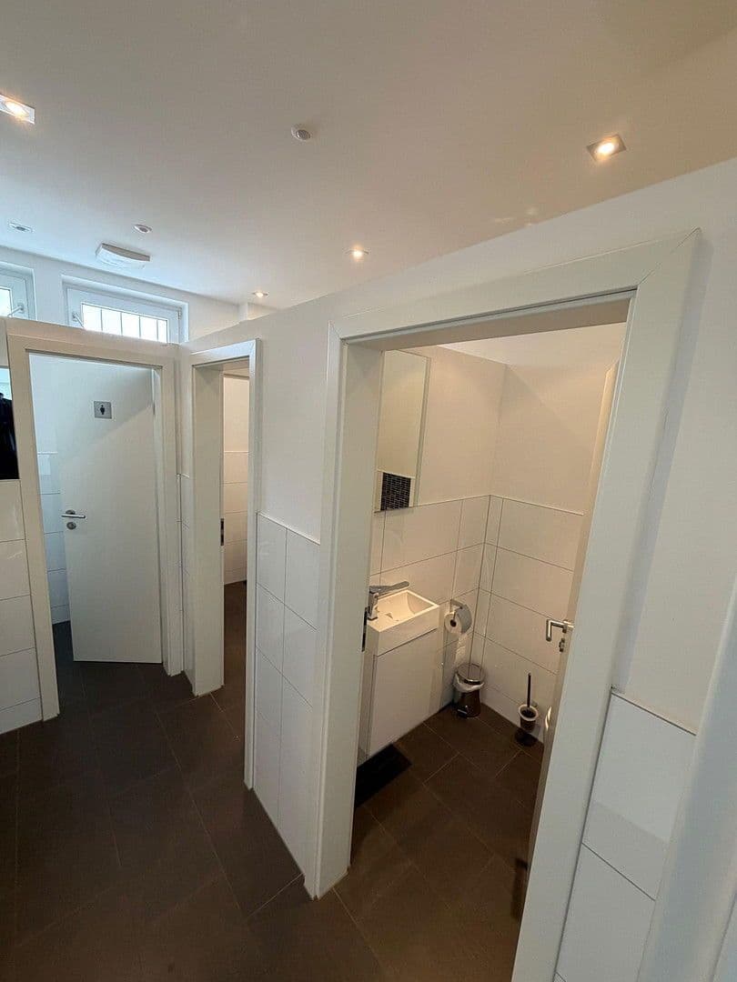 non-residential property for sale, 3,000 m², Deilinghoferstr. 35-37, Hemer, North Rhine-Westphalia non-residential property for sale, 3,000 m², Deilinghoferstr. 35-37, Hemer, North Rhine-Westphalia