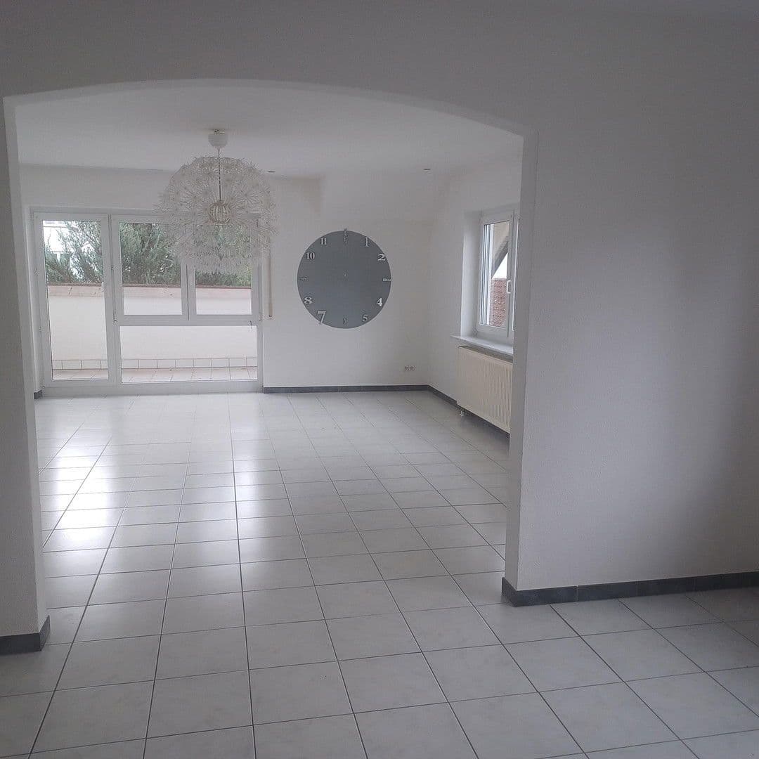 4 bedroom flat to rent, 137 m², Balingen, Baden-Württemberg 4 bedroom flat to rent, 137 m², Balingen, Baden-Württemberg