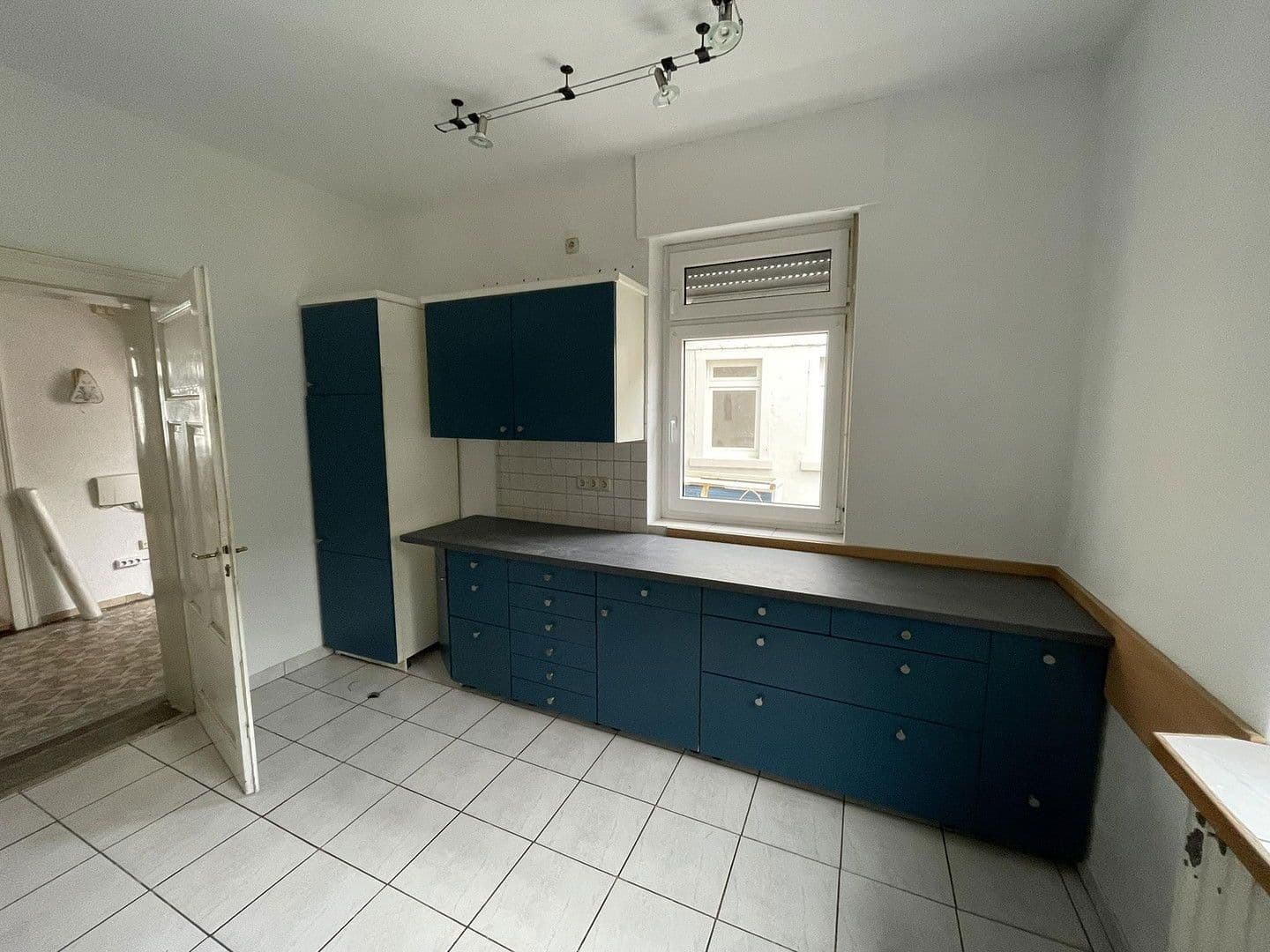 house to rent, 203 m², Schulstraße 9, Liederbach am Taunus, Hesse house to rent, 203 m², Schulstraße 9, Liederbach am Taunus, Hesse