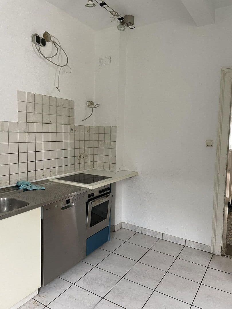 house to rent, 203 m², Schulstraße 9, Liederbach am Taunus, Hesse house to rent, 203 m², Schulstraße 9, Liederbach am Taunus, Hesse