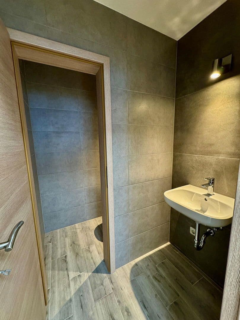 office for sale, 220 m², Pillenreuther Str. 14, Nürnberg, Bavaria office for sale, 220 m², Pillenreuther Str. 14, Nürnberg, Bavaria