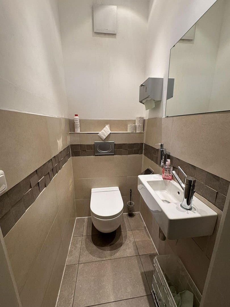 non-residential property to rent, 330 m², Putzbrunner Str. 116, Ottobrunn, Bavaria non-residential property to rent, 330 m², Putzbrunner Str. 116, Ottobrunn, Bavaria