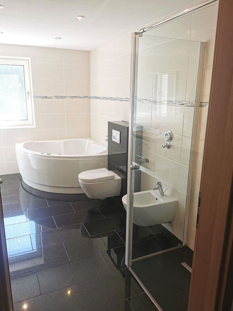 house for sale, 350 m², Garbsen, Lower Saxony house for sale, 350 m², Garbsen, Lower Saxony