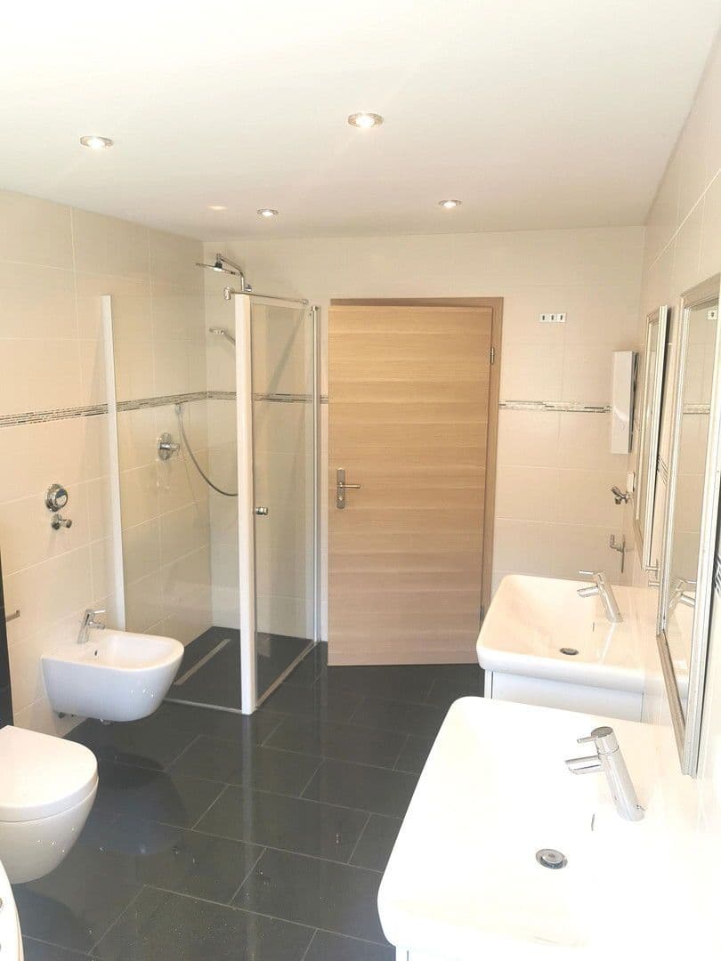 house for sale, 350 m², Garbsen, Lower Saxony house for sale, 350 m², Garbsen, Lower Saxony