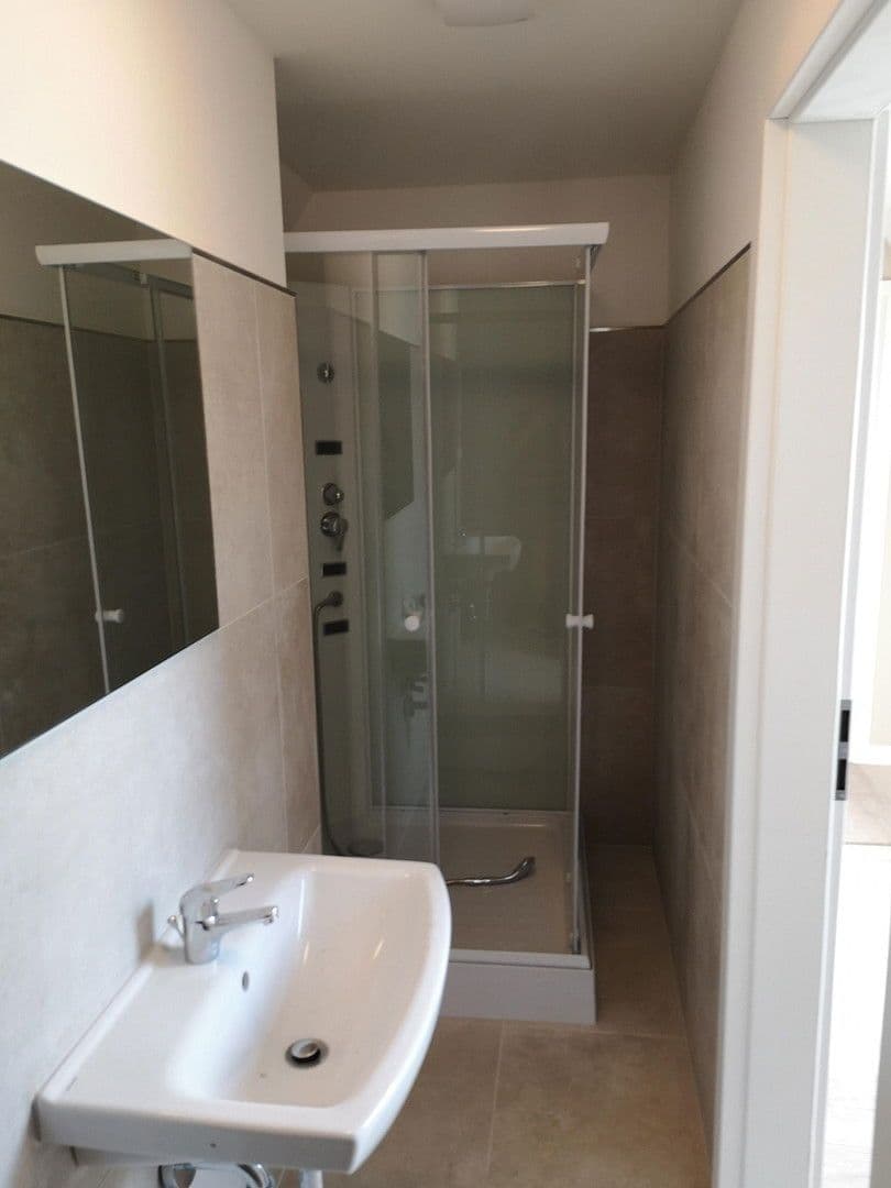 5 bedroom flat to rent, 125 m², Steinrader Damm 89, Lübeck, Schleswig-Holstein 5 bedroom flat to rent, 125 m², Steinrader Damm 89, Lübeck, Schleswig-Holstein