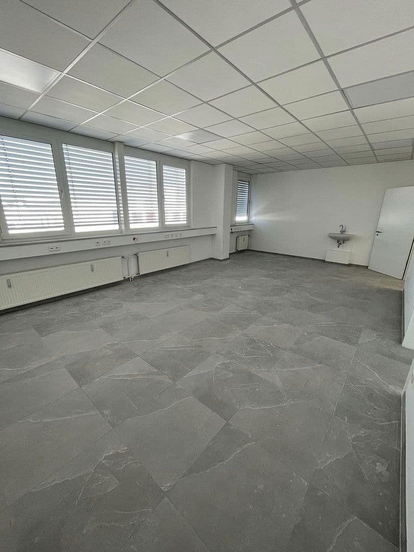 office to rent, 395 m², Englmannstraße 2, München, Bavaria office to rent, 395 m², Englmannstraße 2, München, Bavaria