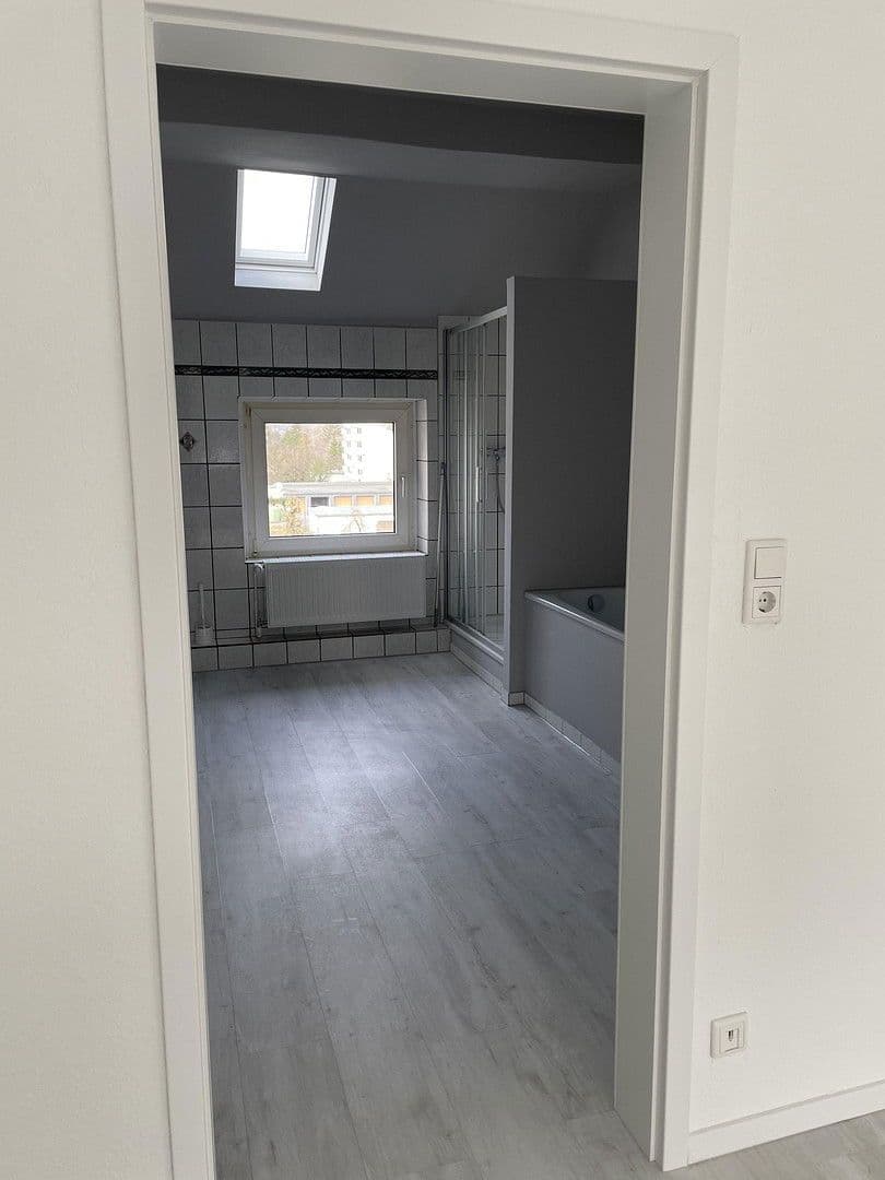 3 bedroom flat to rent, 75 m², Wuppertal Vohwinkel, North Rhine-Westphalia 3 bedroom flat to rent, 75 m², Wuppertal Vohwinkel, North Rhine-Westphalia