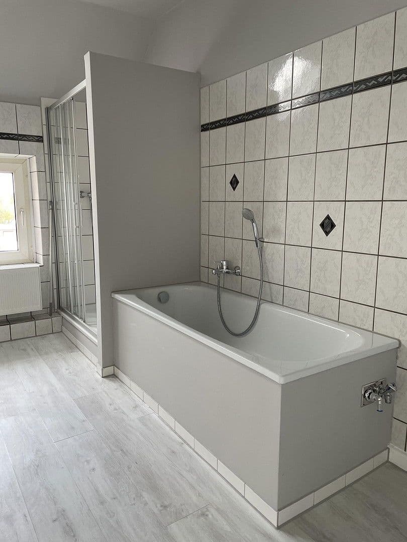 3 bedroom flat to rent, 75 m², Wuppertal Vohwinkel, North Rhine-Westphalia 3 bedroom flat to rent, 75 m², Wuppertal Vohwinkel, North Rhine-Westphalia