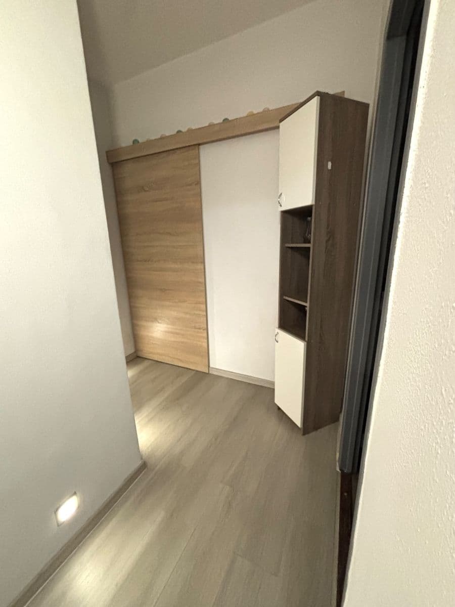 1 bedroom with open-plan kitchen flat to rent, 43 m², Sadová, Větřní, Jihočeský Region 1 bedroom with open-plan kitchen flat to rent, 43 m², Sadová, Větřní, Jihočeský Region