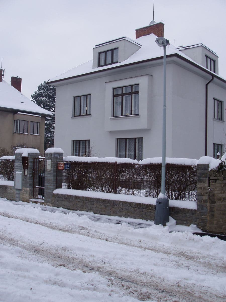 3 bedroom flat to rent, 90 m², Kopeckého, Prague, Prague 3 bedroom flat to rent, 90 m², Kopeckého, Prague, Prague