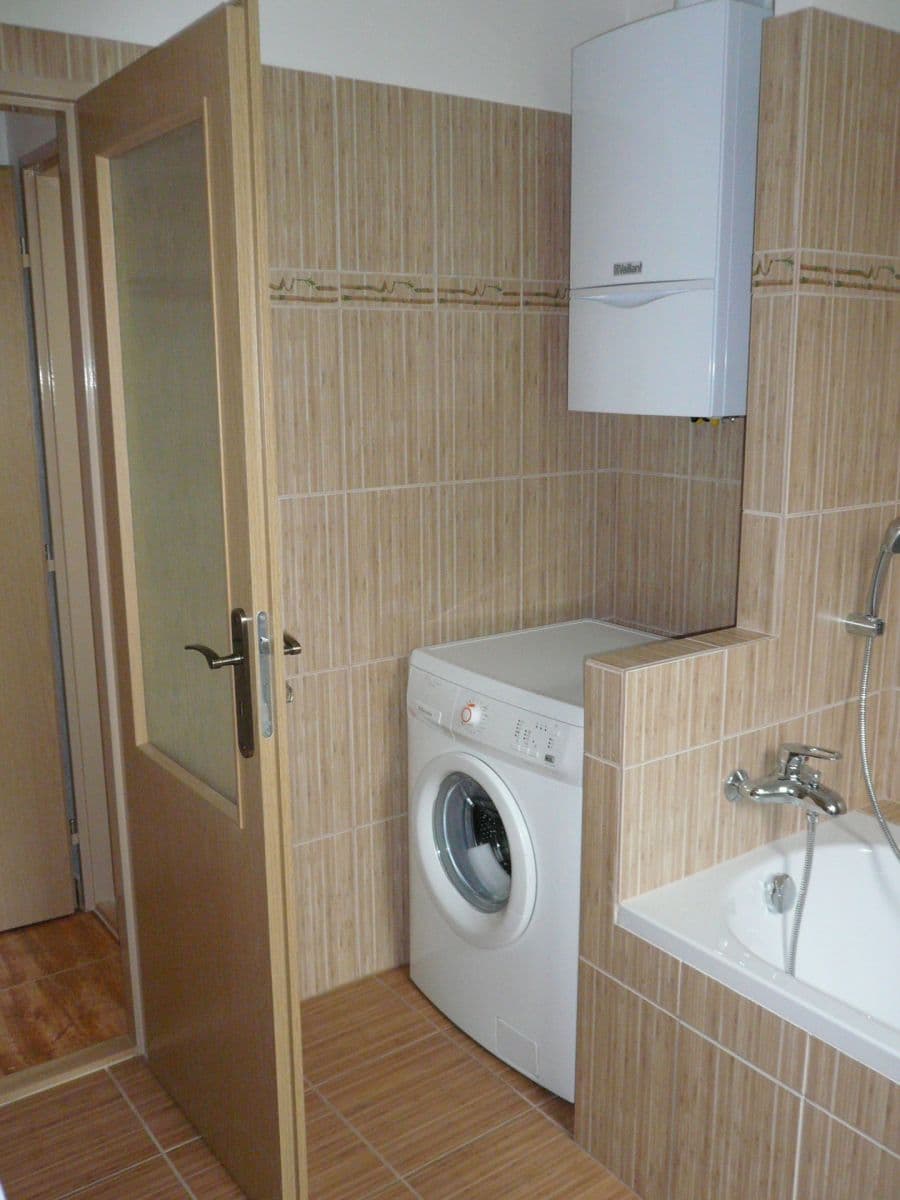 3 bedroom flat to rent, 90 m², Kopeckého, Prague, Prague 3 bedroom flat to rent, 90 m², Kopeckého, Prague, Prague