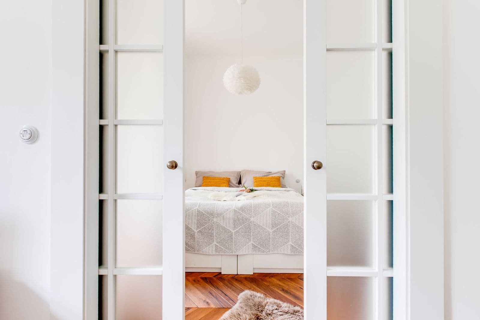 1 bedroom with open-plan kitchen flat to rent, 49 m², Nitranská, Prague, Prague 1 bedroom with open-plan kitchen flat to rent, 49 m², Nitranská, Prague, Prague