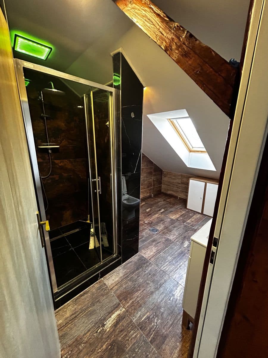 2 bedroom with open-plan kitchen flat to rent, 85 m², Thámova, Teplice, Ústecký Region 2 bedroom with open-plan kitchen flat to rent, 85 m², Thámova, Teplice, Ústecký Region