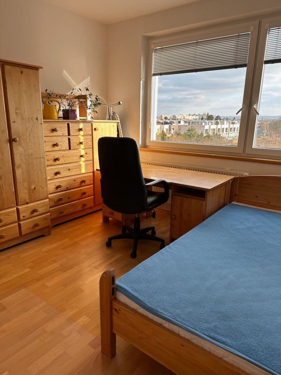 5 bedroom flat to rent, 120 m², Zbudovská, Prague, Prague 5 bedroom flat to rent, 120 m², Zbudovská, Prague, Prague