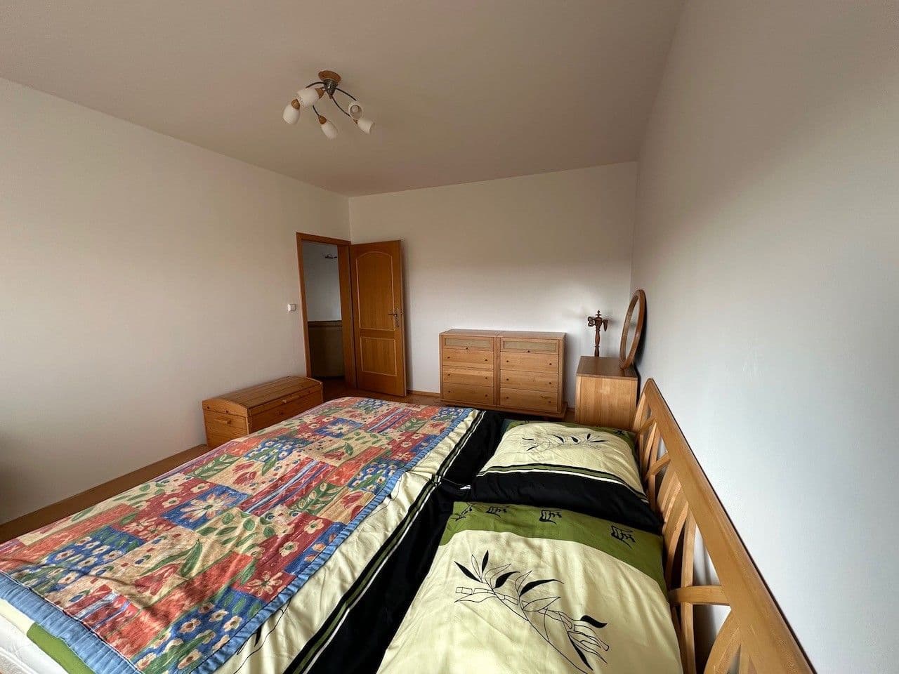 5 bedroom flat to rent, 120 m², Zbudovská, Prague, Prague 5 bedroom flat to rent, 120 m², Zbudovská, Prague, Prague