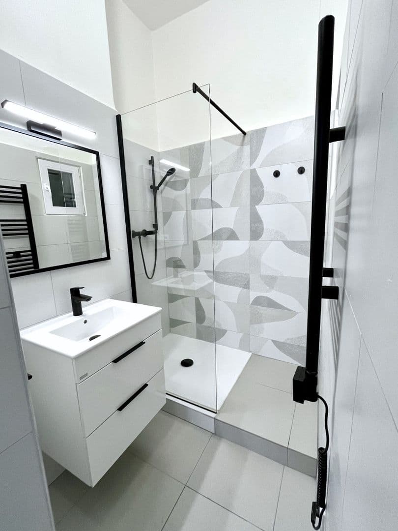 1 bedroom with open-plan kitchen flat to rent, 41 m², Černokostelecká, Prague, Prague 1 bedroom with open-plan kitchen flat to rent, 41 m², Černokostelecká, Prague, Prague